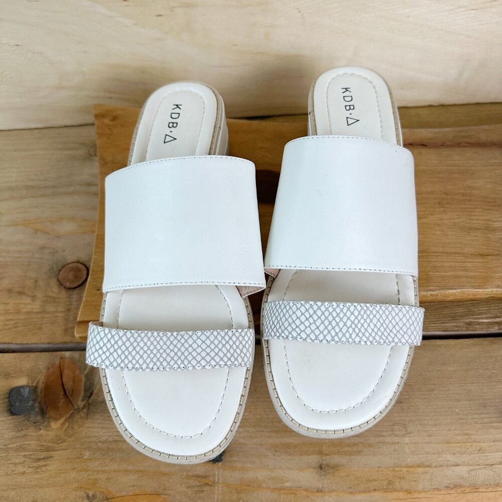 KDB Kelsi Dagger‎ White Leather Slides Sandals Shoes 8.5